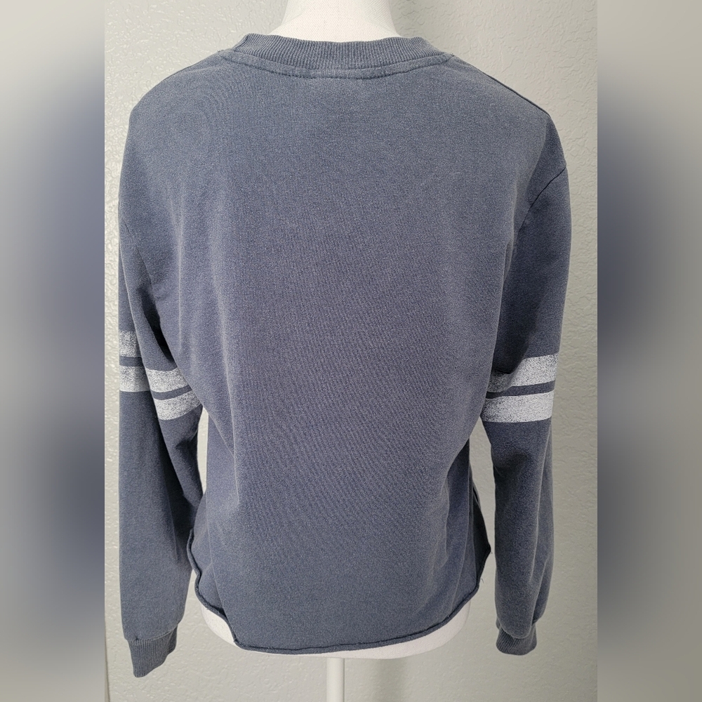 Disney World Retro Vintage Style Crop Long Sleeve Tee - Blue - Women's Medium - Picture 6 of 6